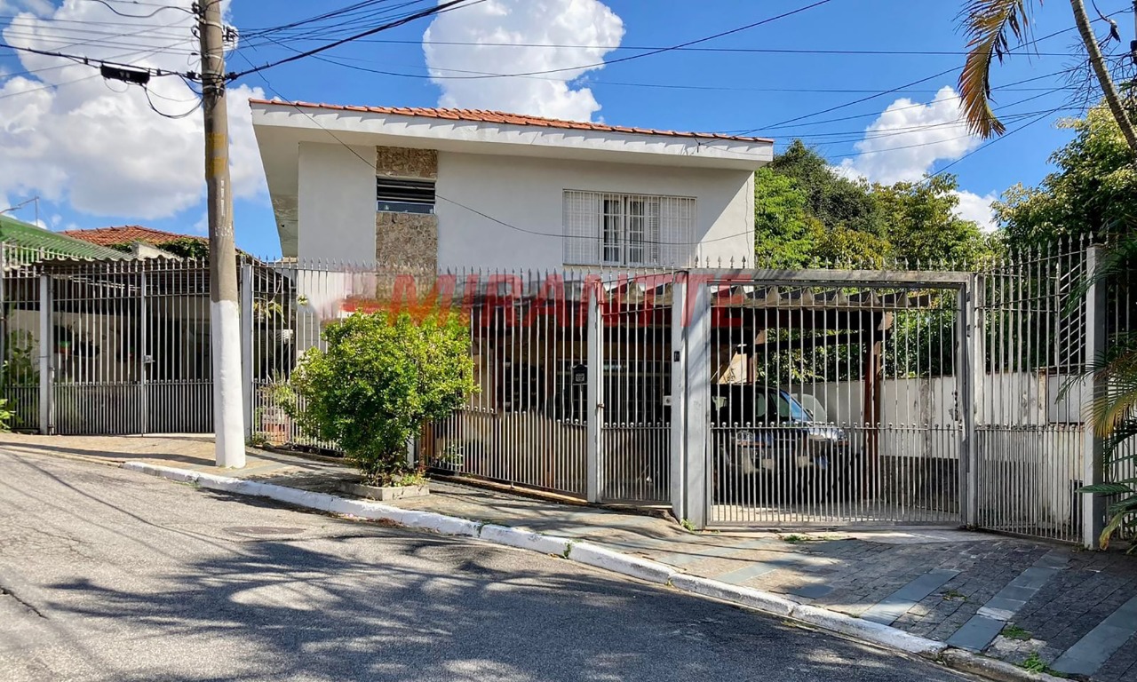 Sobrado de 360m² com 5 quartos em Jardim do Colégio (Zona Norte)