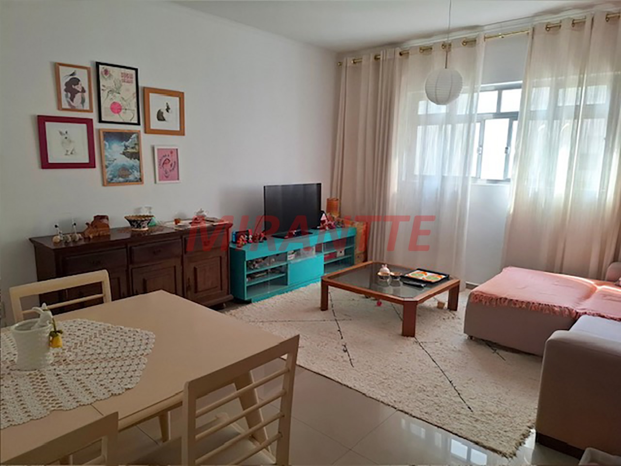 Apartamento de 65m² com 2 quartos em Água Fria