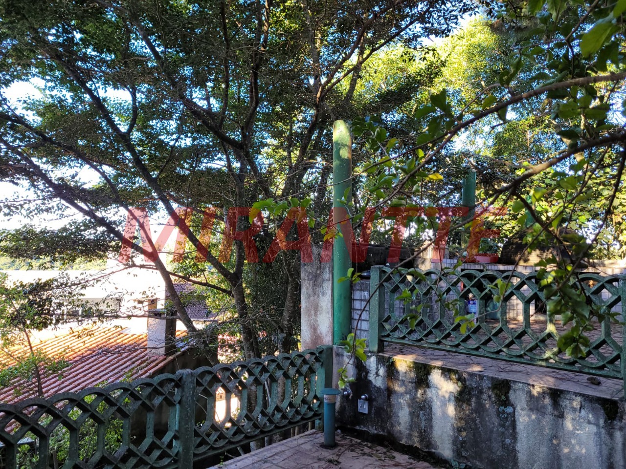 Cond. fechado de 180m² com 3 quartos em Samambaia