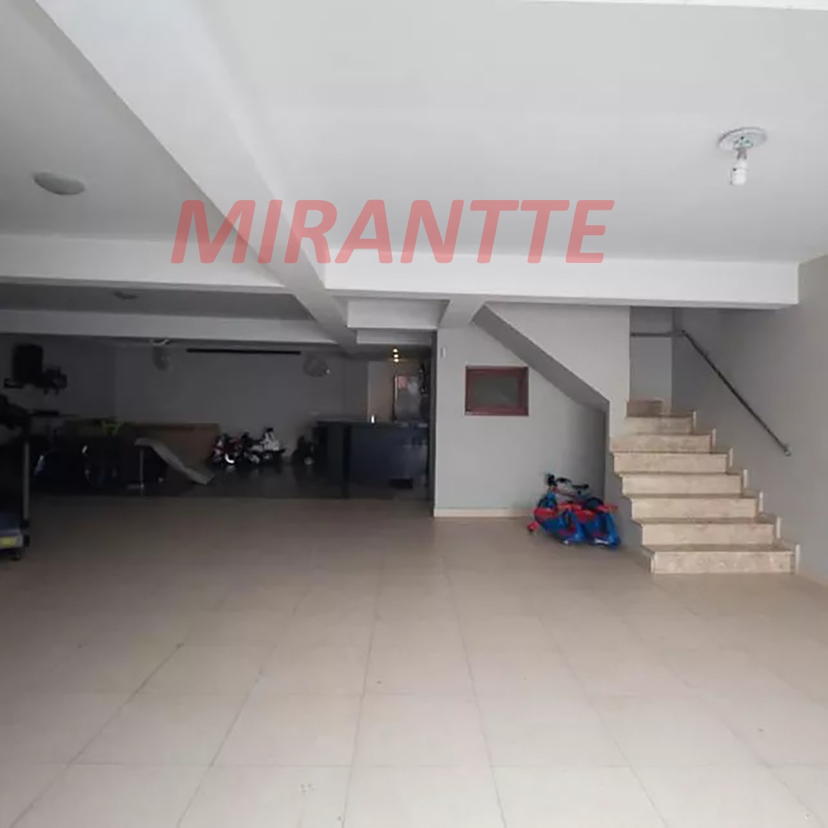 Sobrado de 365m² com 4 quartos em Palmas Do Tremembé