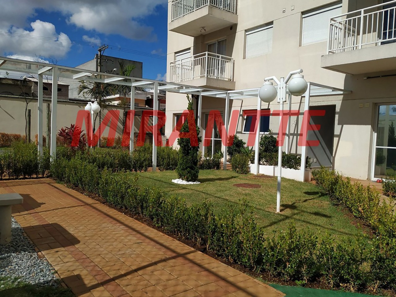 Apartamento de 49m² com 2 quartos em Jardim Santa Terezinha (Zona Leste)