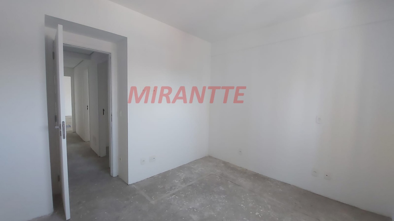 Apartamento de 215m² com 4 quartos em Santa Teresinha