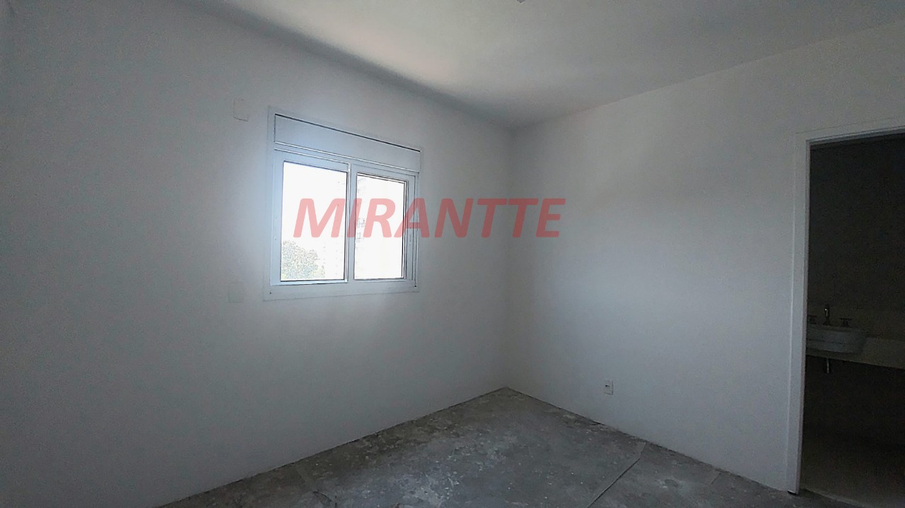 Apartamento de 215m² com 4 quartos em Santa Teresinha