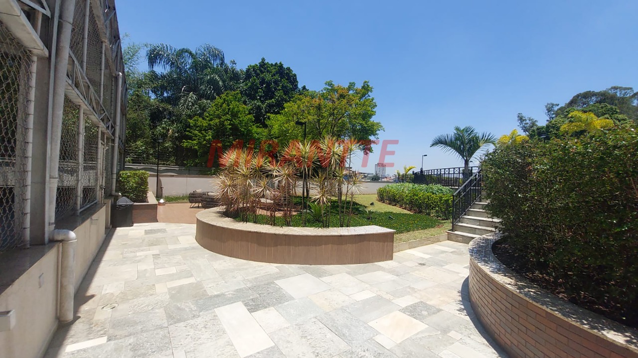 Apartamento de 215m² com 4 quartos em Santa Teresinha