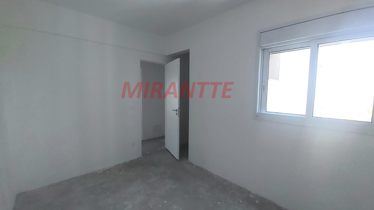 Apartamento de 215m² com 4 quartos em Santa Teresinha