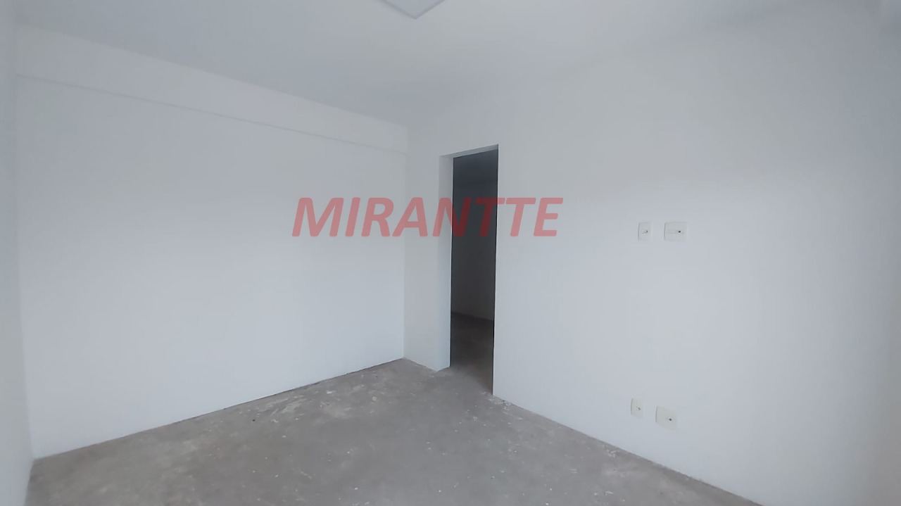 Apartamento de 215m² com 4 quartos em Santa Teresinha