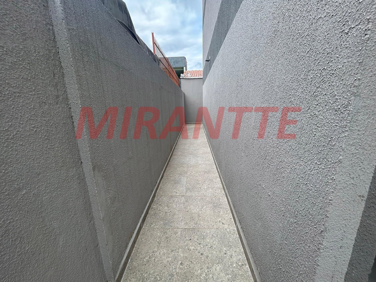 Cond. fechado de 90.65m² com 2 quartos em Ocian