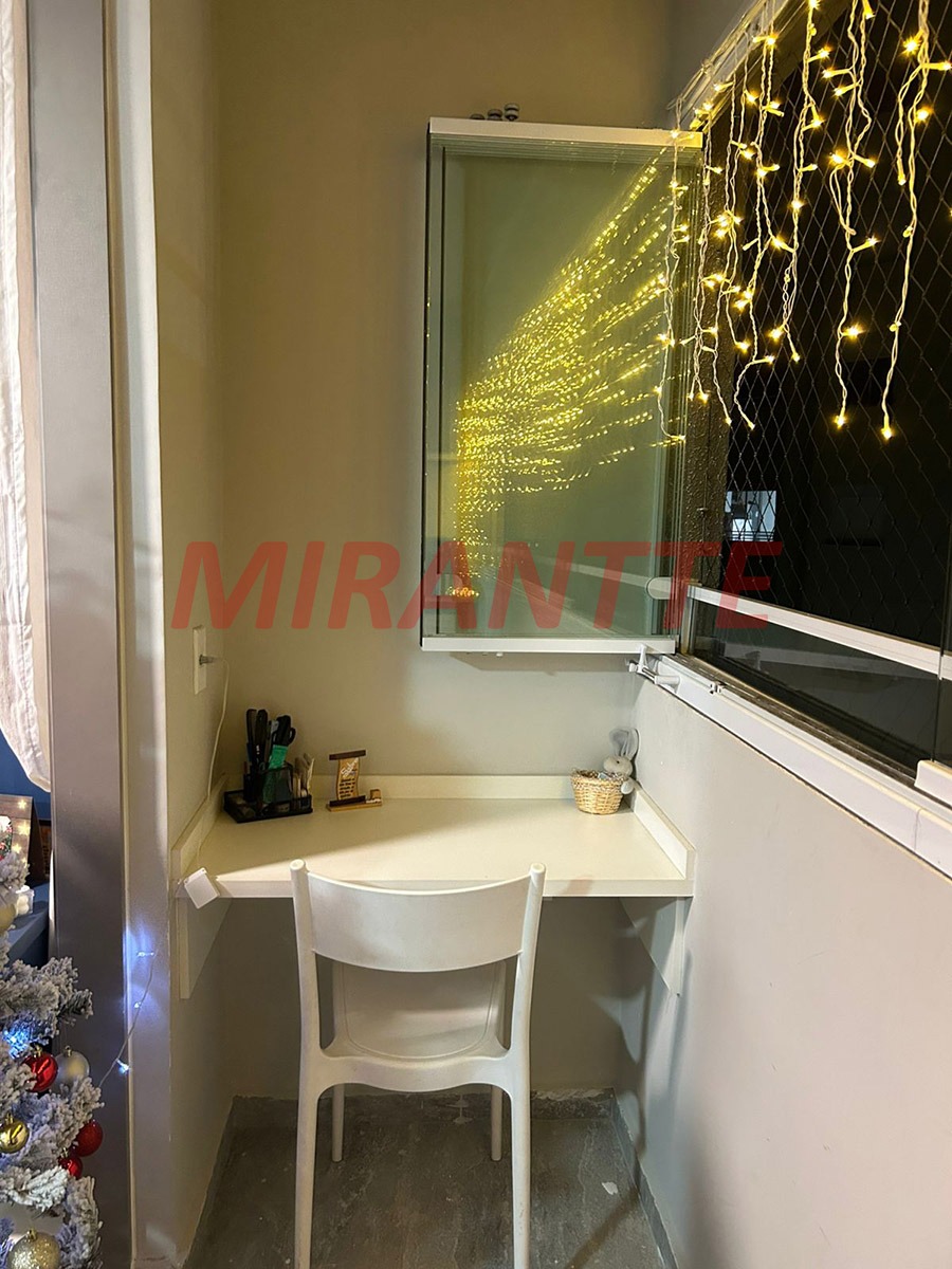 Apartamento de 45m² com 2 quartos em Jardim São Luis