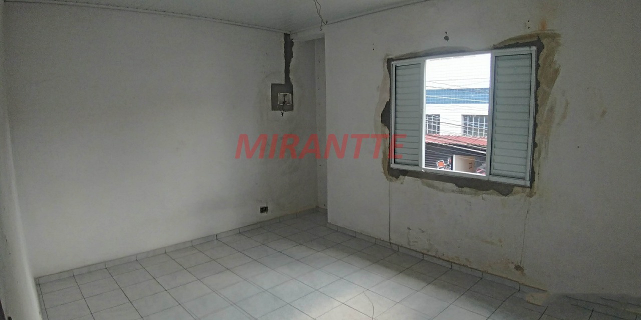 Terreno de 0m² em Chora Menino