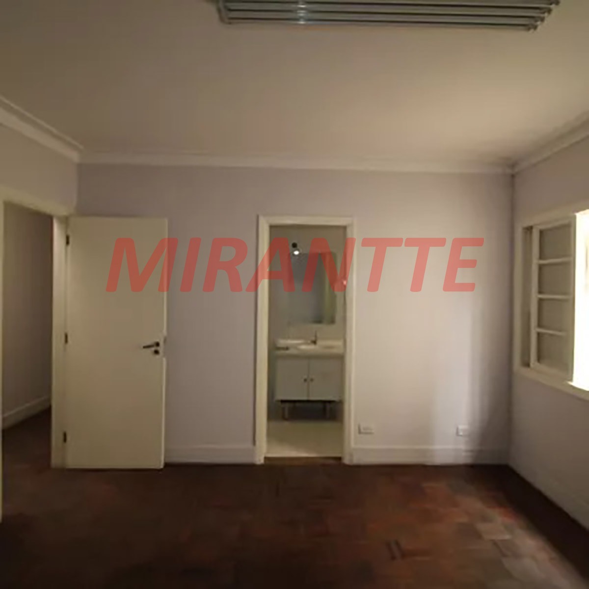 Sobrado de 223m² com 3 quartos em Parada Inglesa