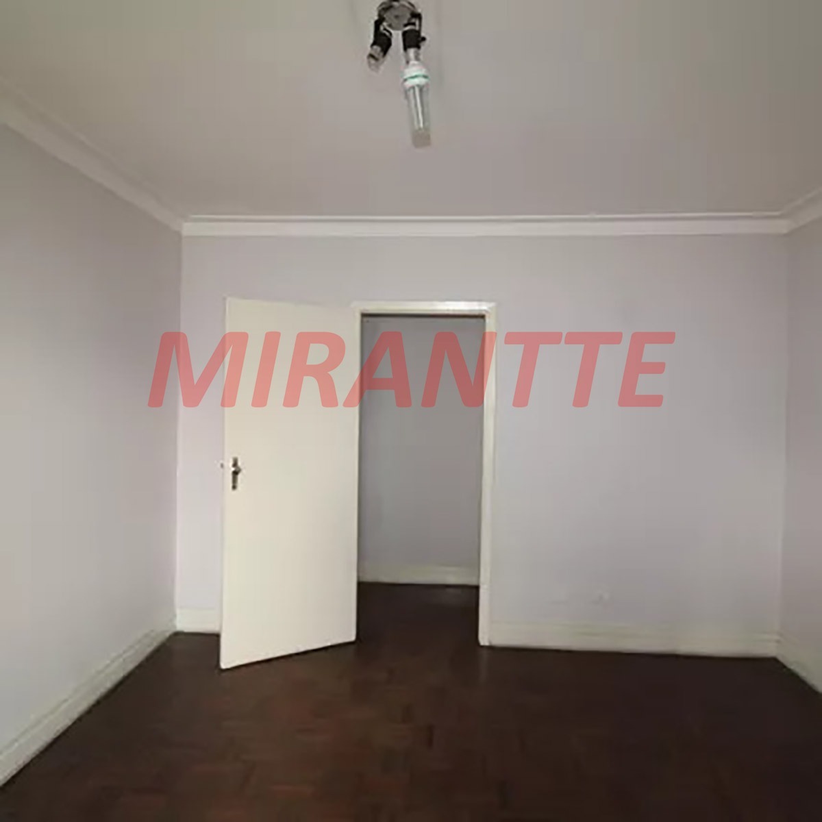 Sobrado de 223m² com 3 quartos em Parada Inglesa