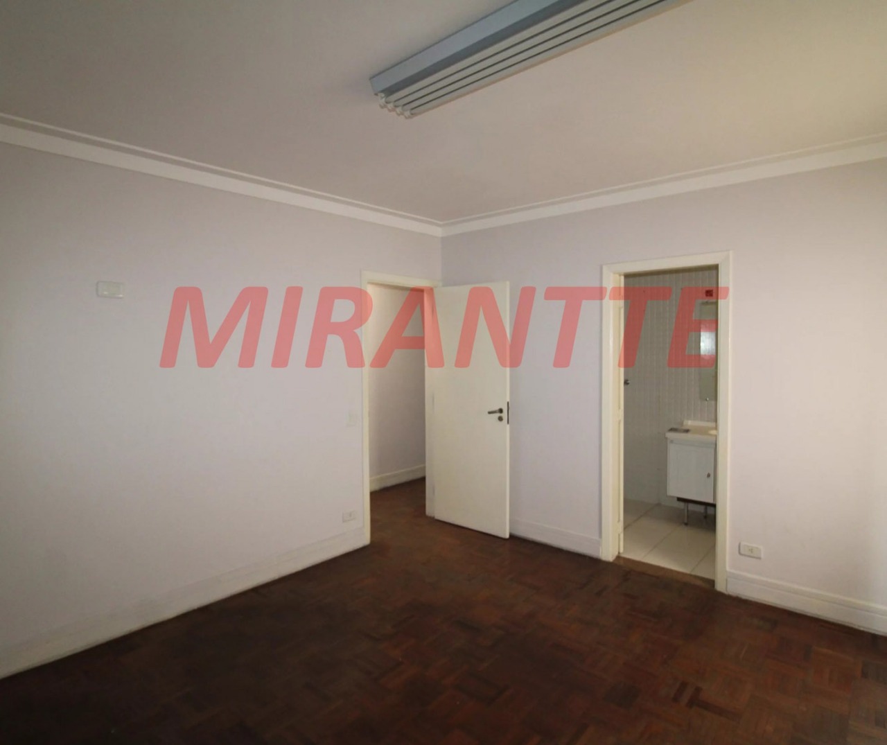 Sobrado de 223m² com 3 quartos em Parada Inglesa