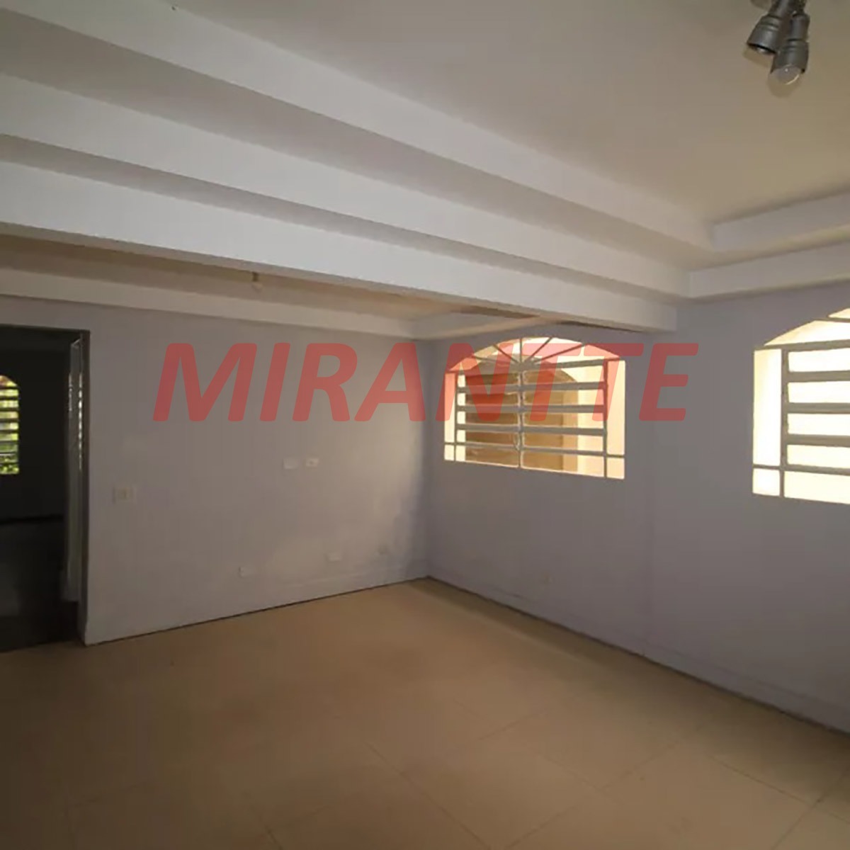 Sobrado de 223m² com 3 quartos em Parada Inglesa