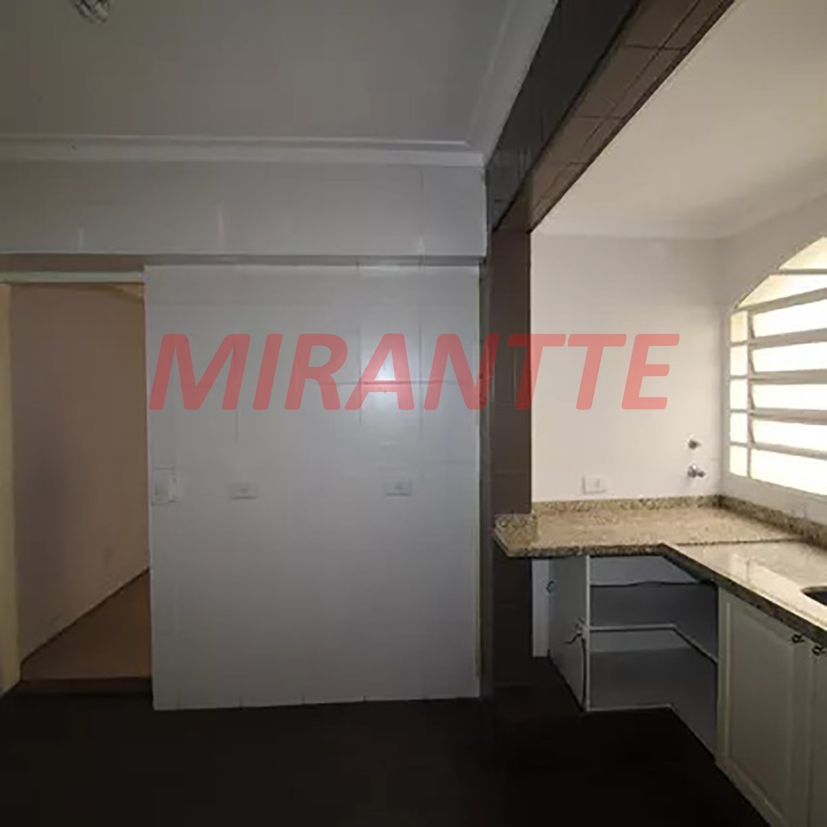 Sobrado de 223m² com 3 quartos em Parada Inglesa