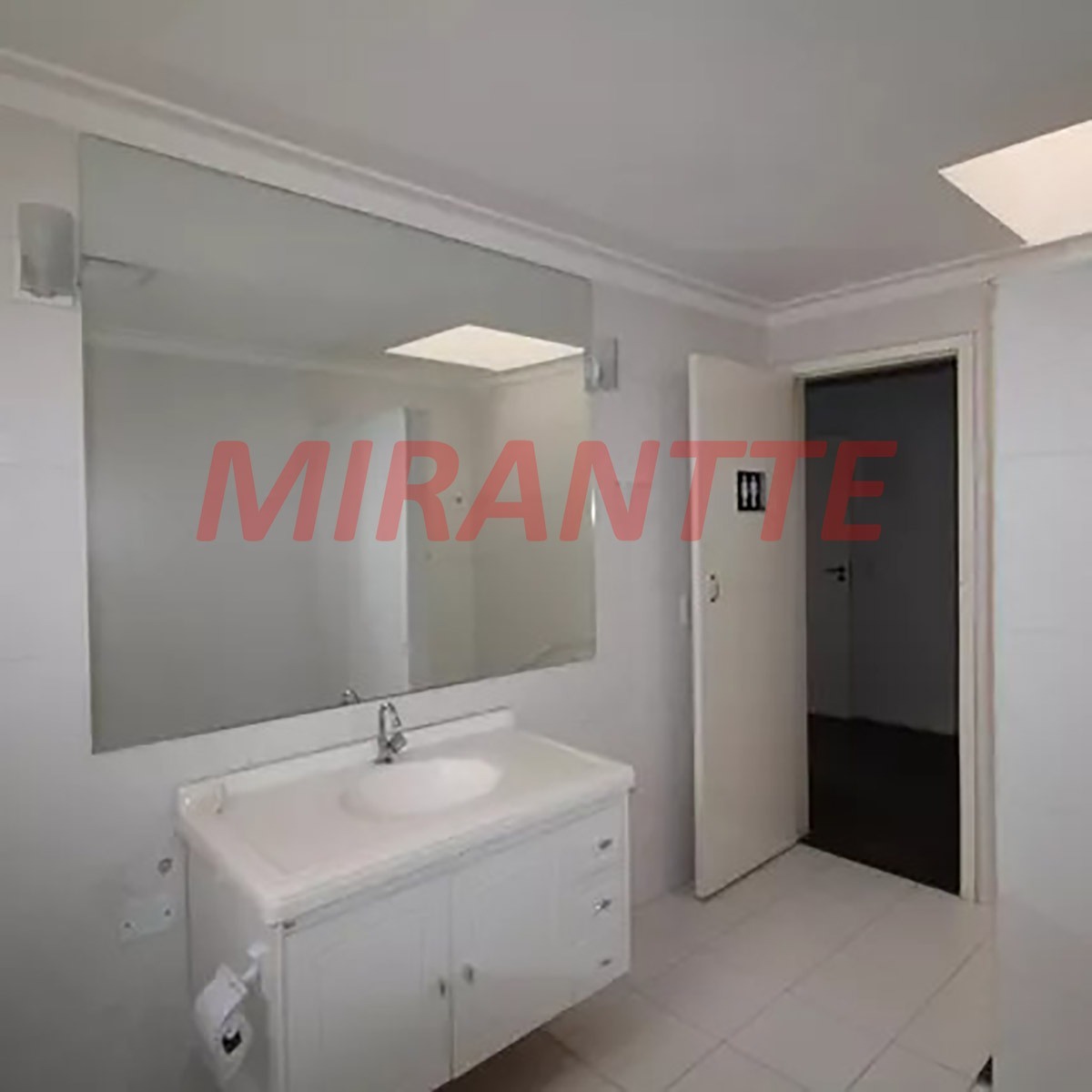 Sobrado de 223m² com 3 quartos em Parada Inglesa