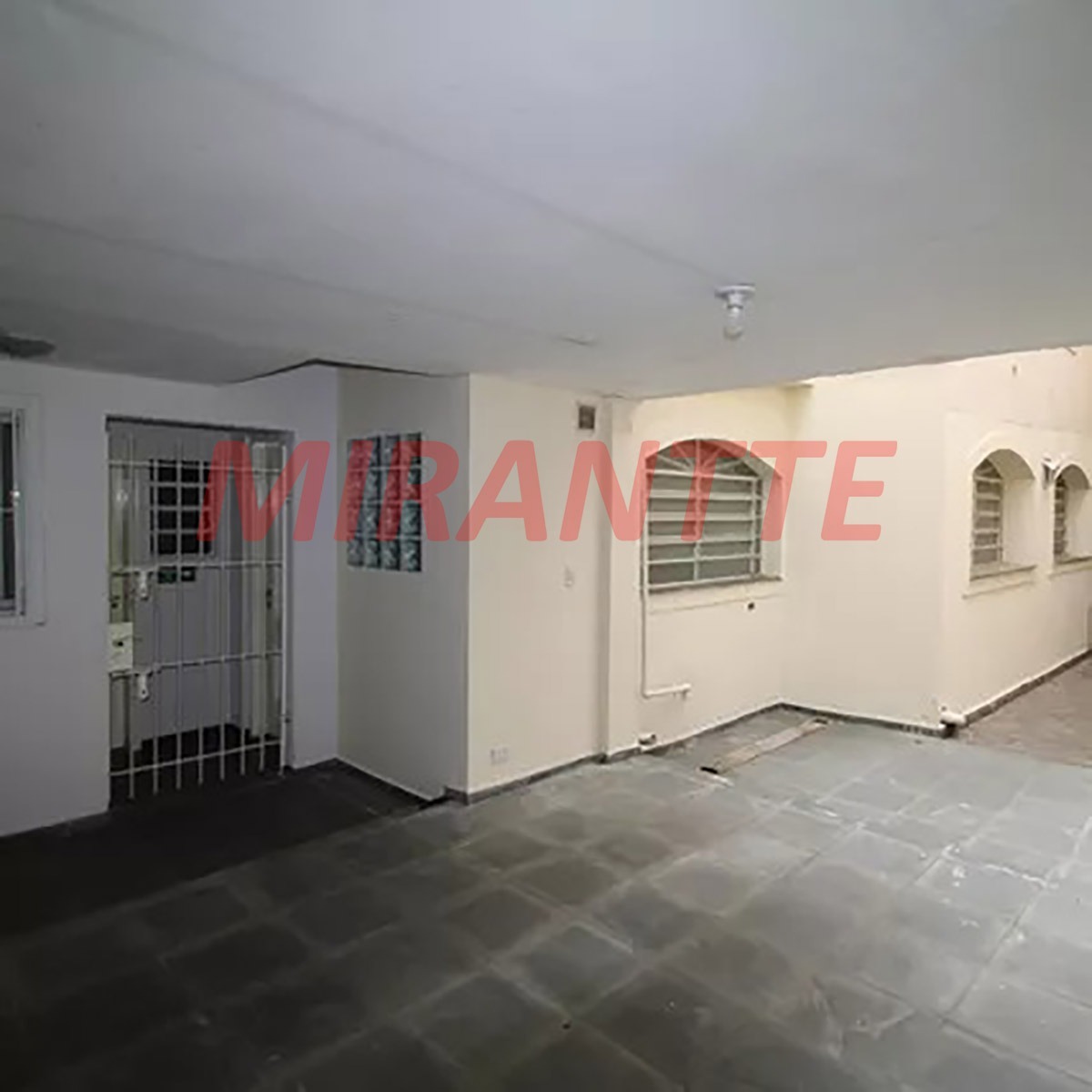 Sobrado de 223m² com 3 quartos em Parada Inglesa