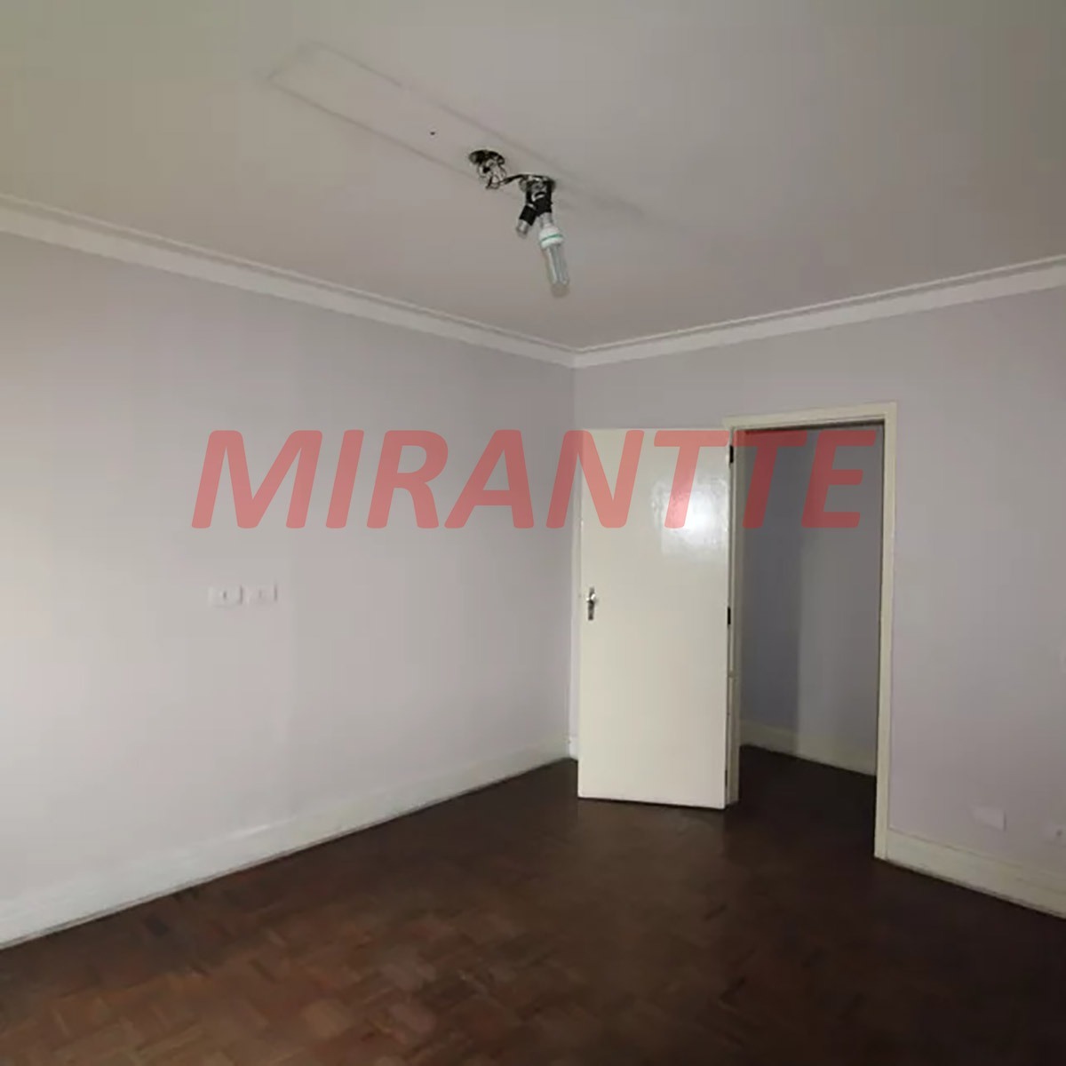 Sobrado de 223m² com 3 quartos em Parada Inglesa