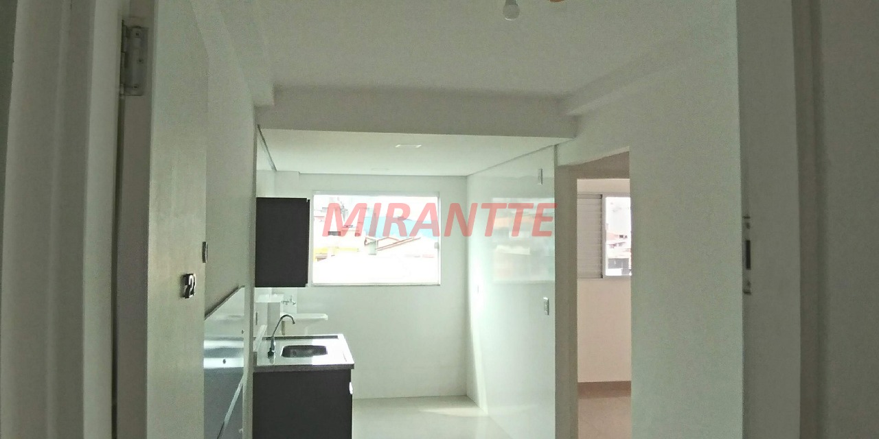 Apartamento de 38m² com 2 quartos em Vila Maria Alta