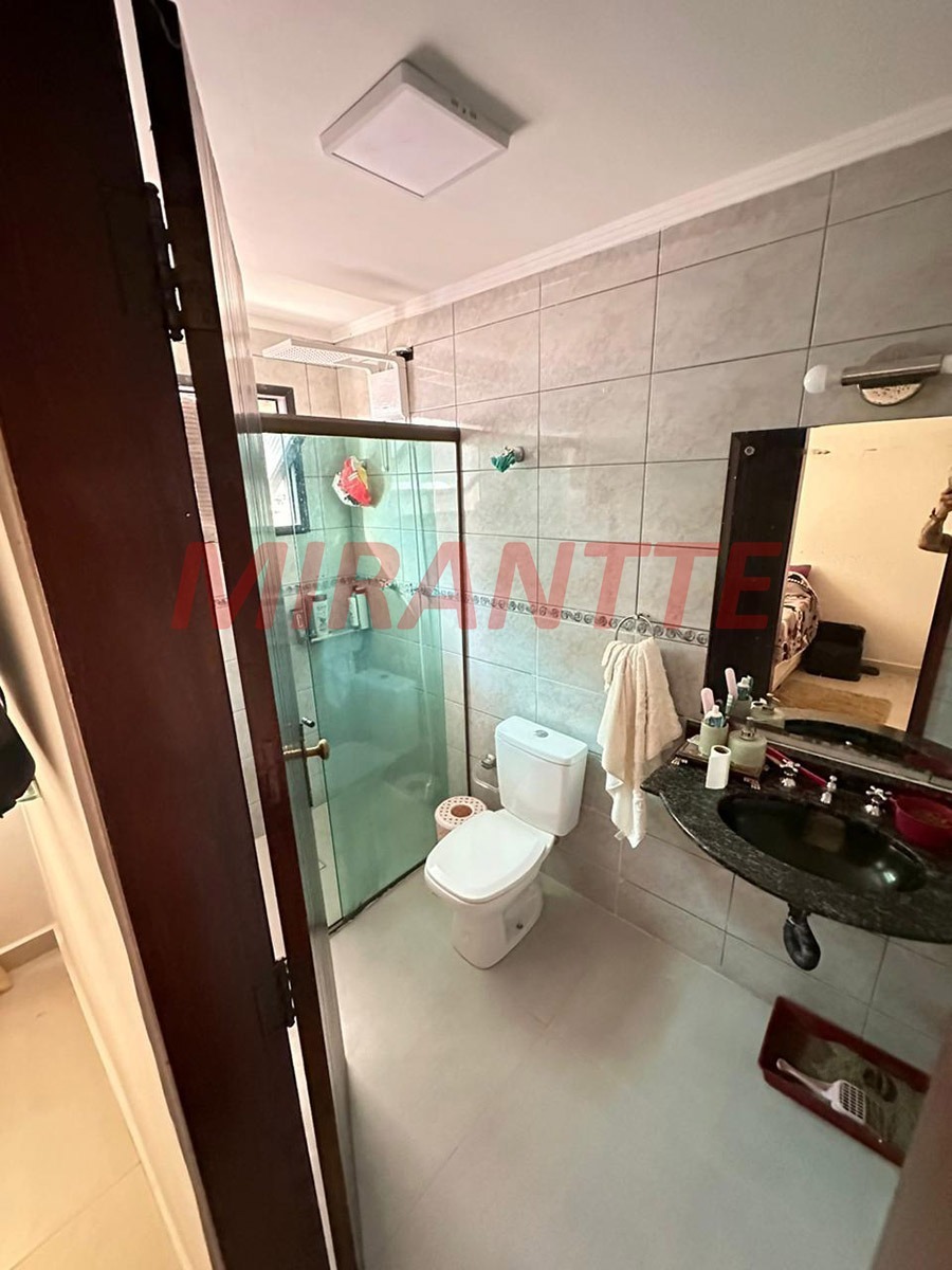Sobrado de 750m² com 3 quartos em Pedra Branca