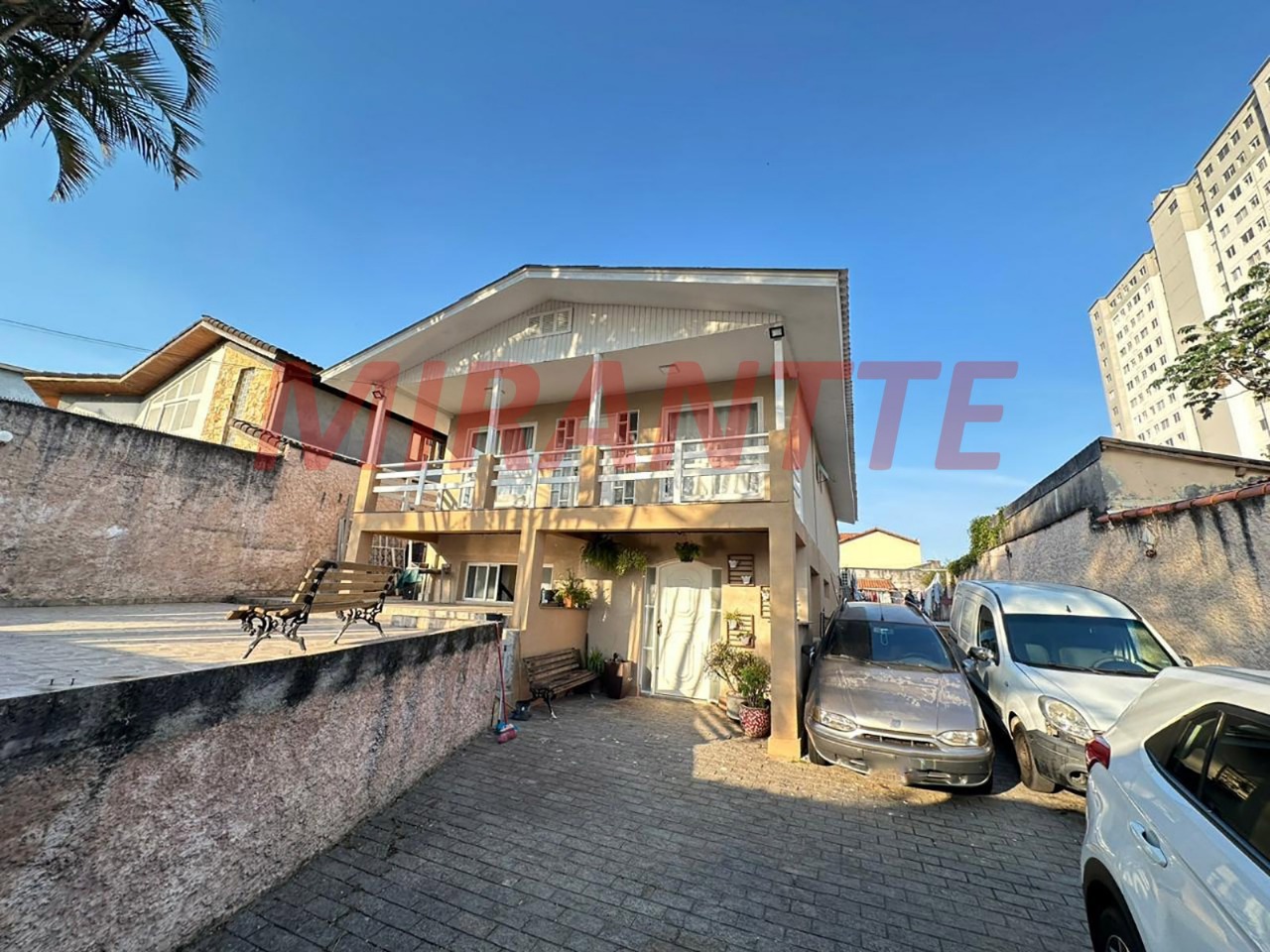 Sobrado de 750m² com 3 quartos em Pedra Branca