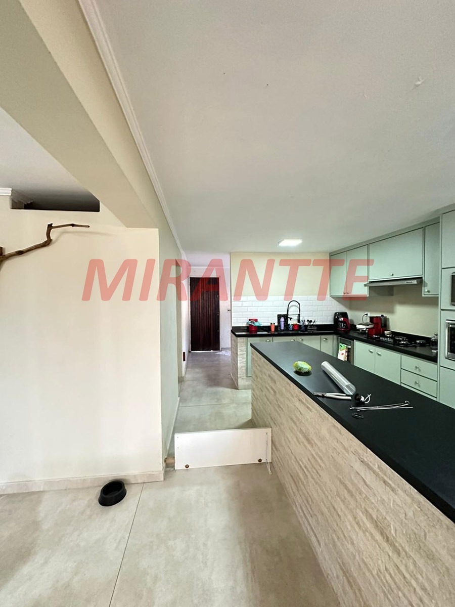 Sobrado de 750m² com 3 quartos em Pedra Branca