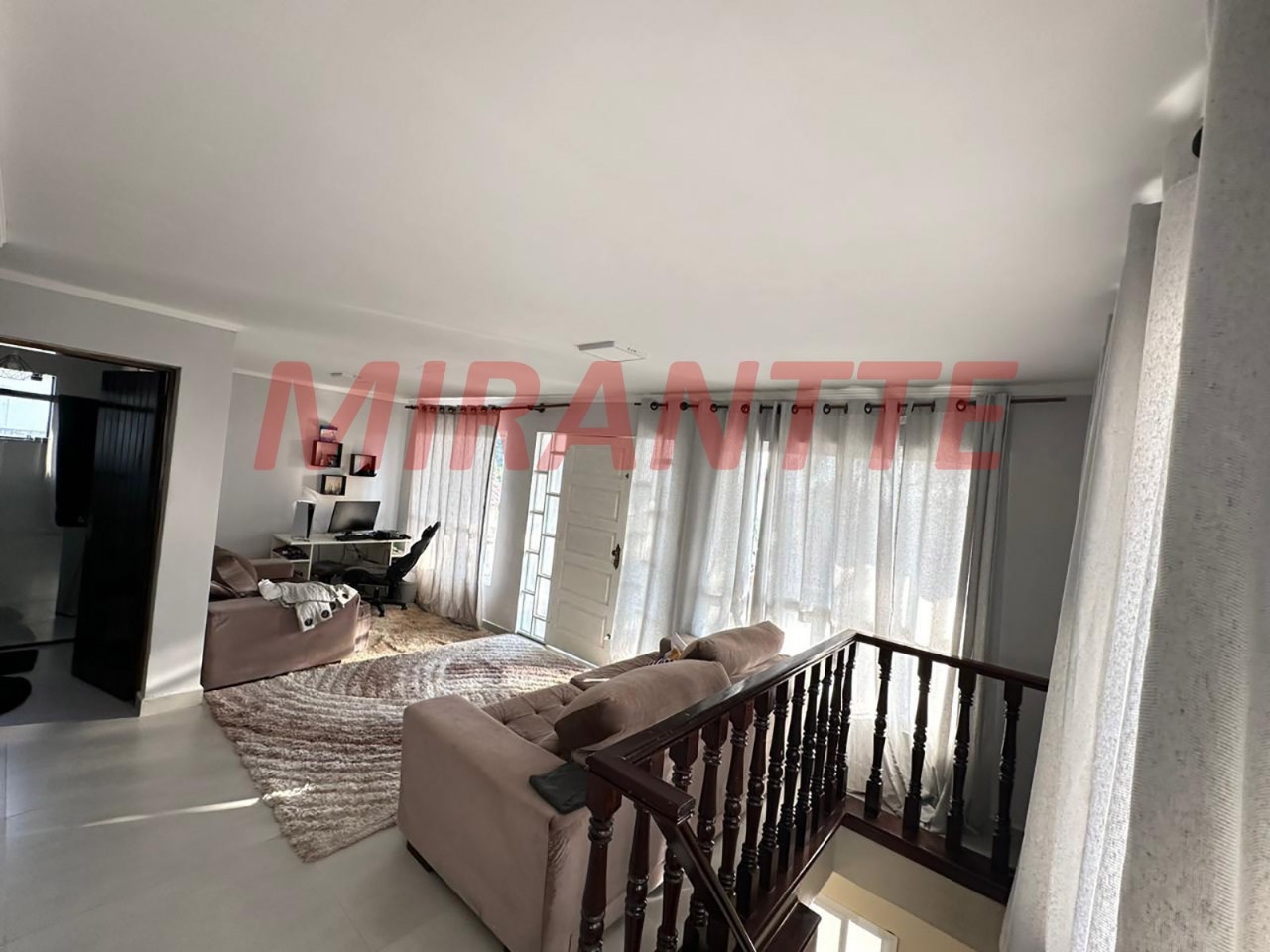 Sobrado de 750m² com 3 quartos em Pedra Branca