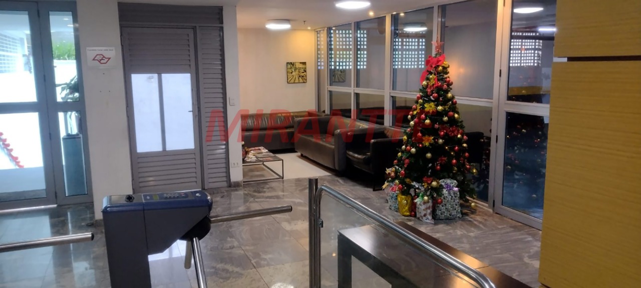 Comercial de 30m² em Santana