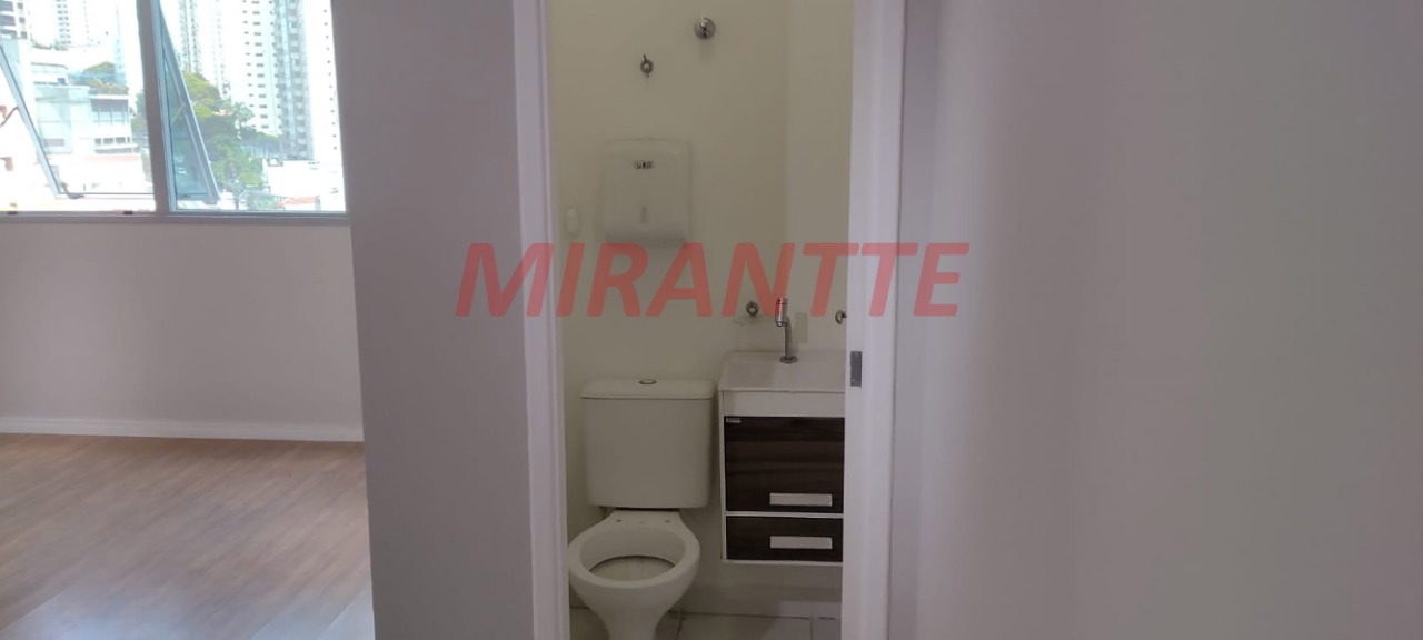 Comercial de 30m² em Santana