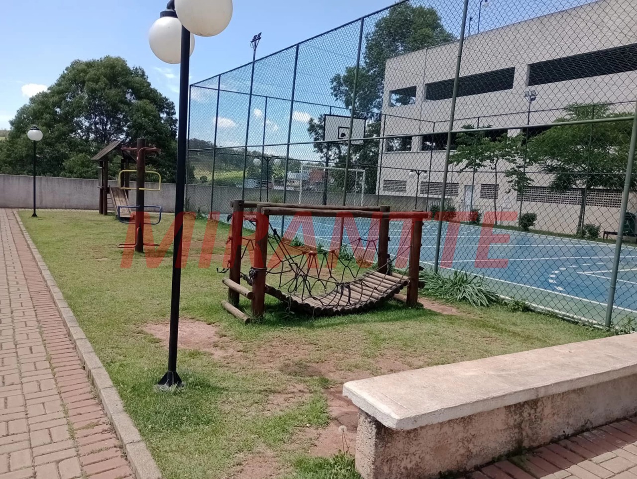 Apartamento de 45m² com 2 quartos em Jardim Adelfiore