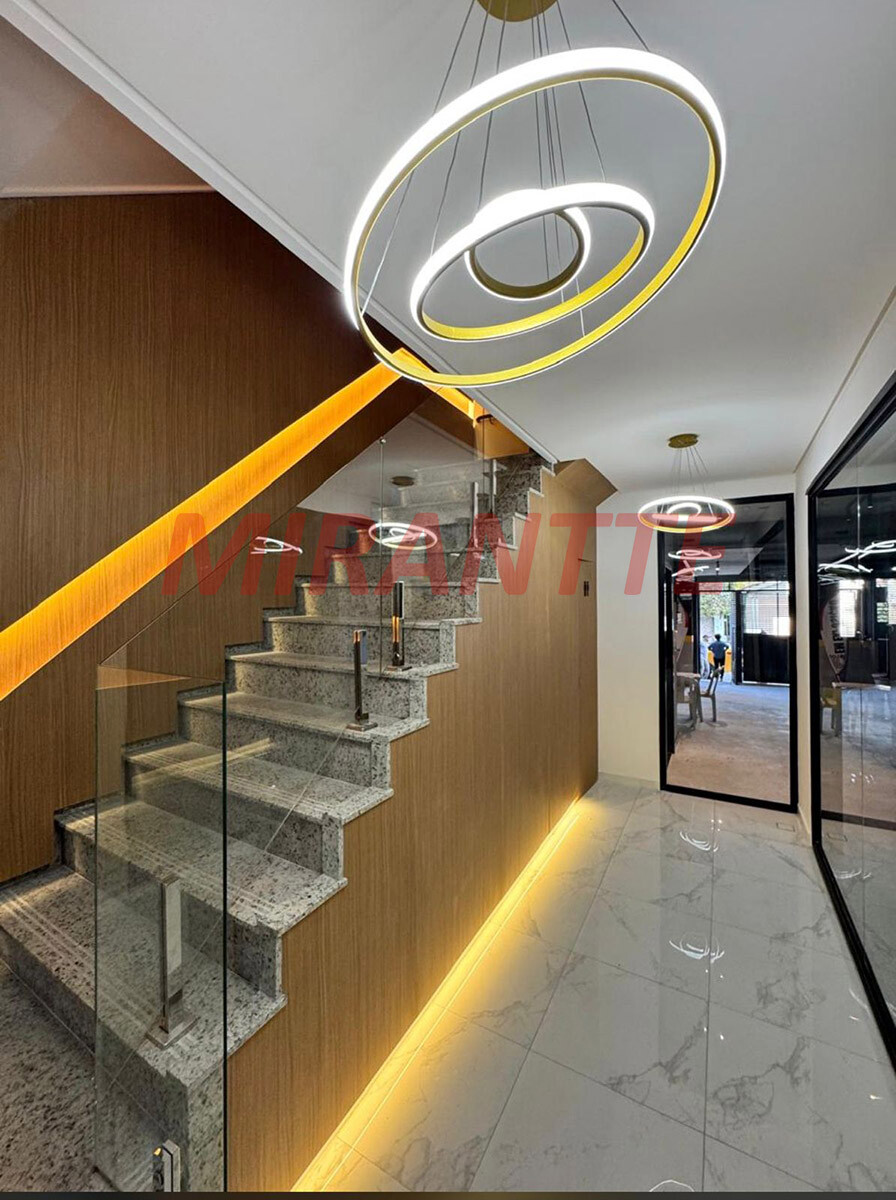 Apartamento de 38m² com 2 quartos em Vila Mazzei