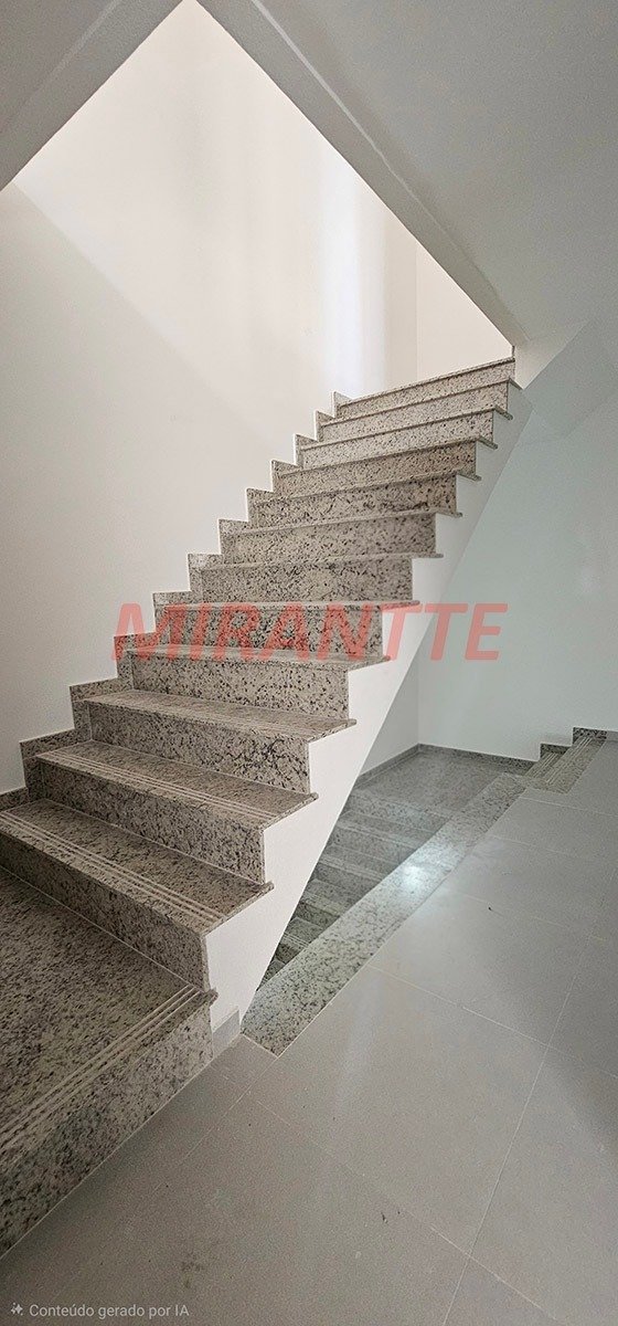 Apartamento de 35m² com 2 quartos em Vila Mazzei