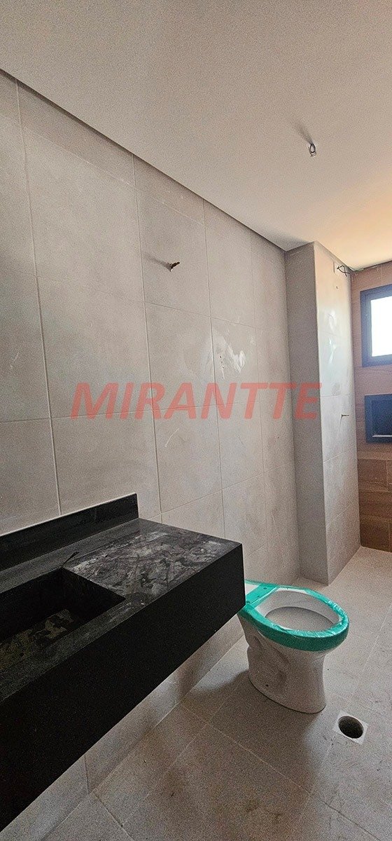 Apartamento de 35m² com 2 quartos em Vila Mazzei