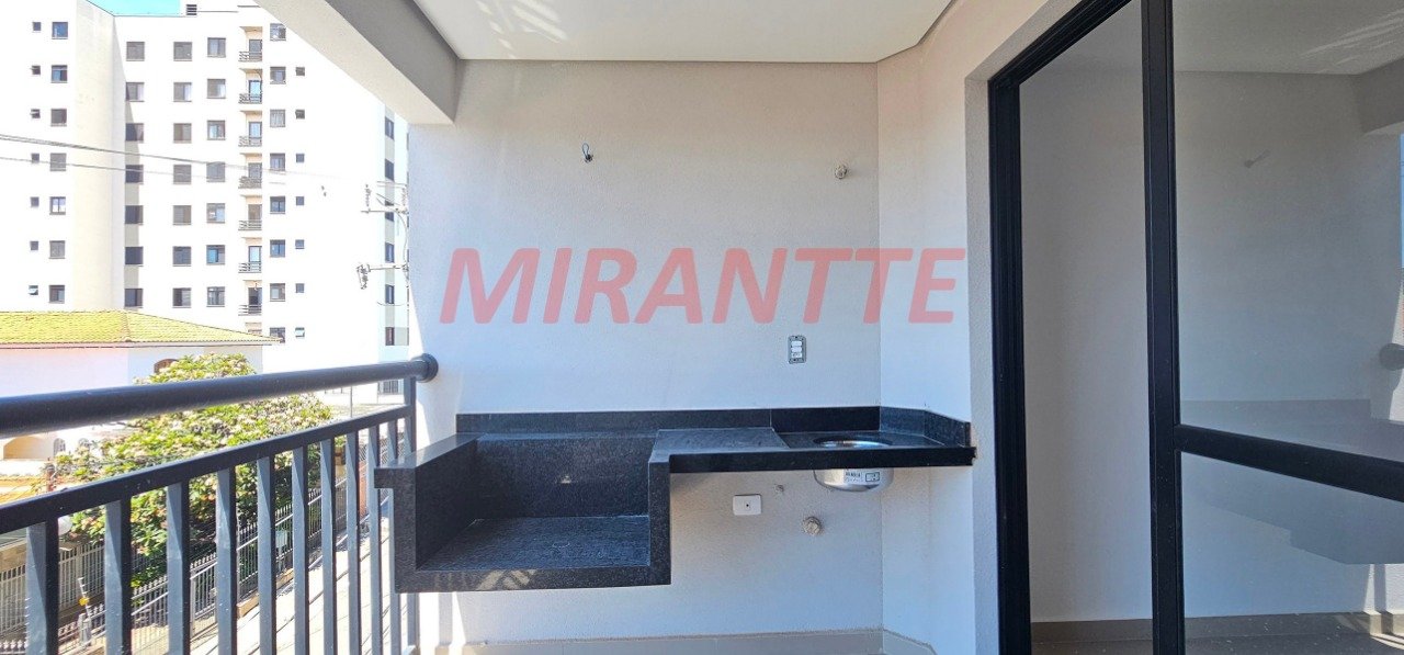 Apartamento de 35m² com 2 quartos em Vila Mazzei