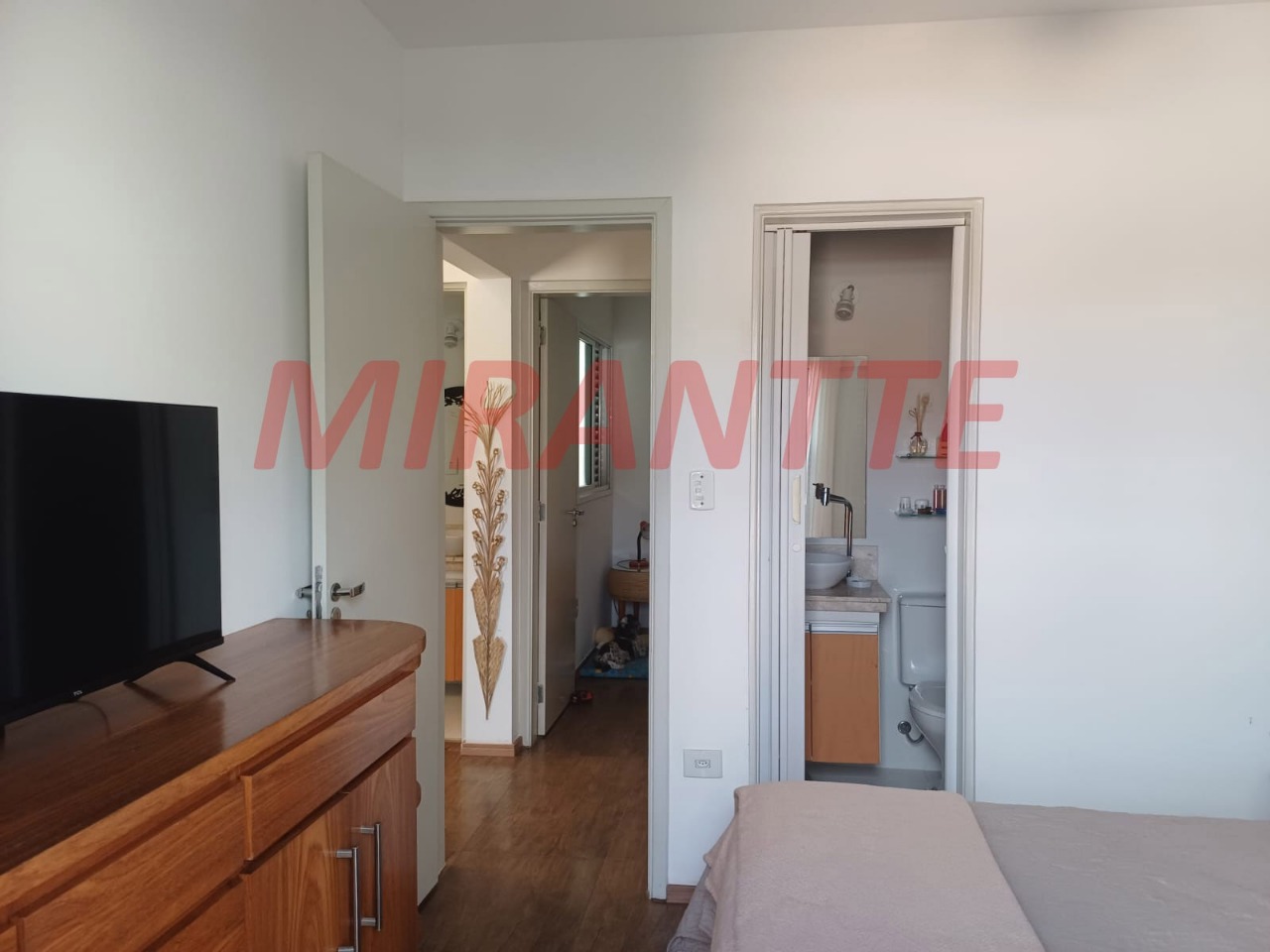 Cond. fechado de 116.3m² com 3 quartos em Vila Guaca