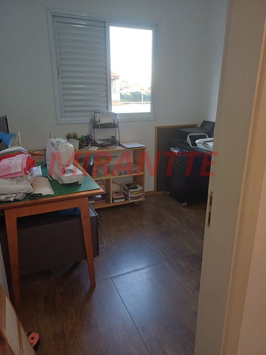 Cond. fechado de 116.3m² com 3 quartos em Vila Guaca