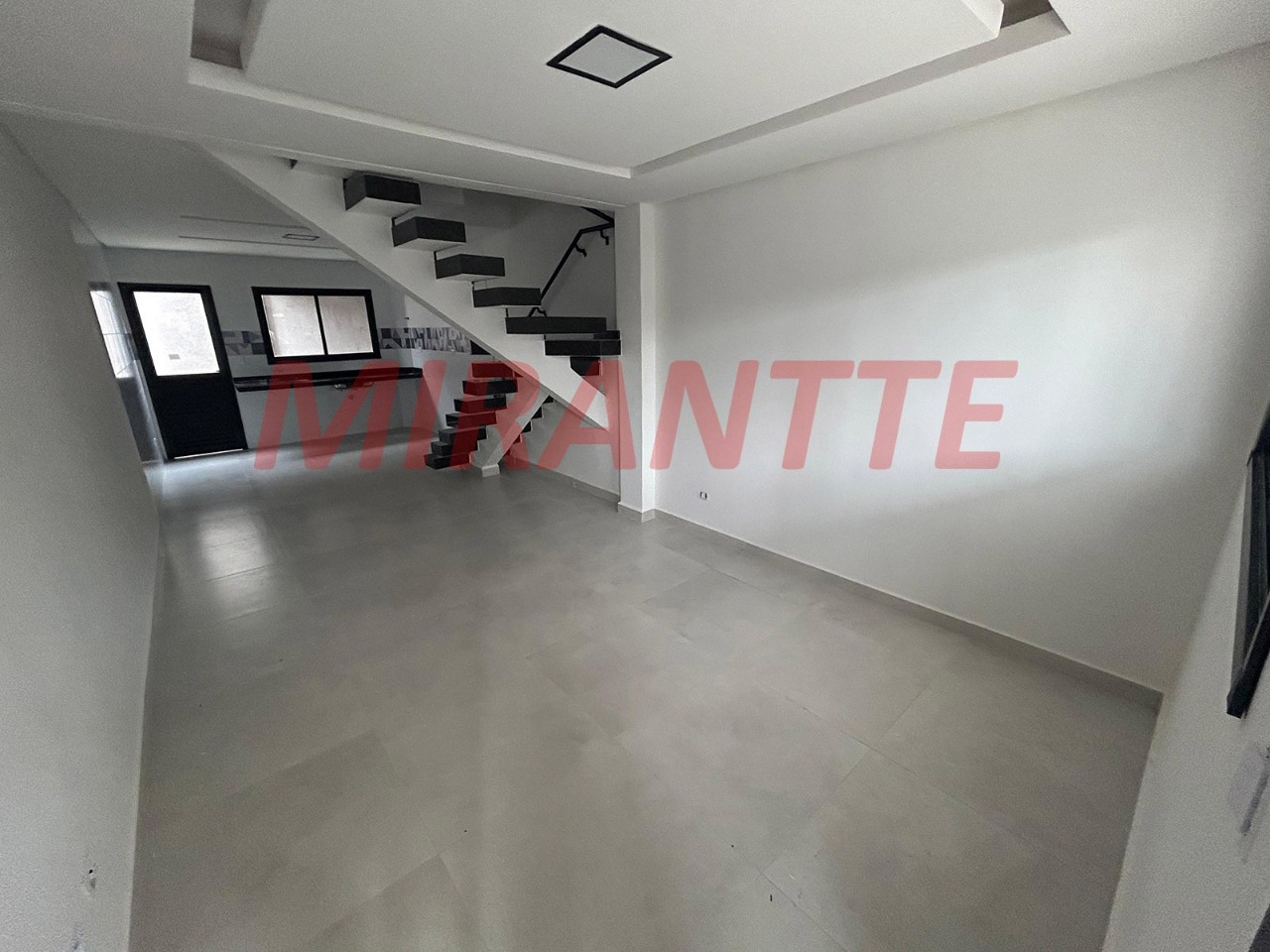 Cond. fechado de 52.79m² com 2 quartos em Ocian