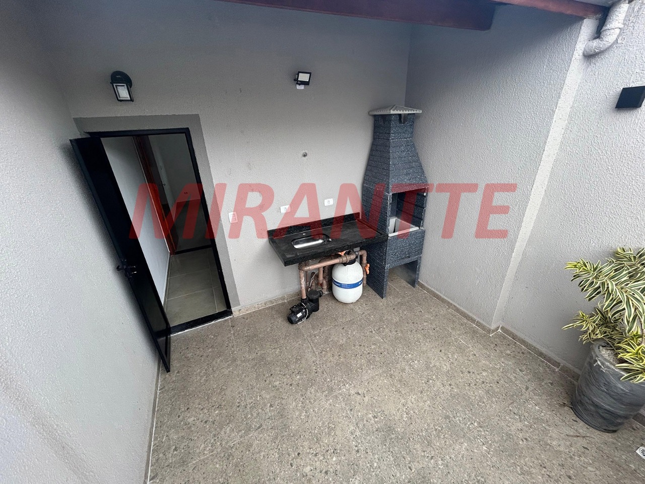 Cond. fechado de 52.79m² com 2 quartos em Ocian