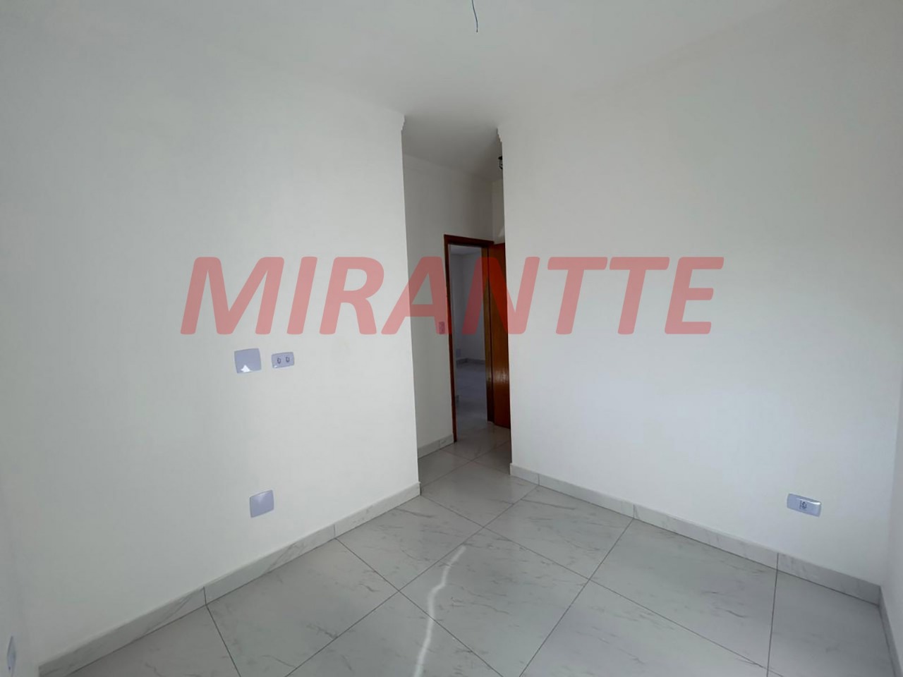 Cond. fechado de 56m² com 2 quartos em Tupiry