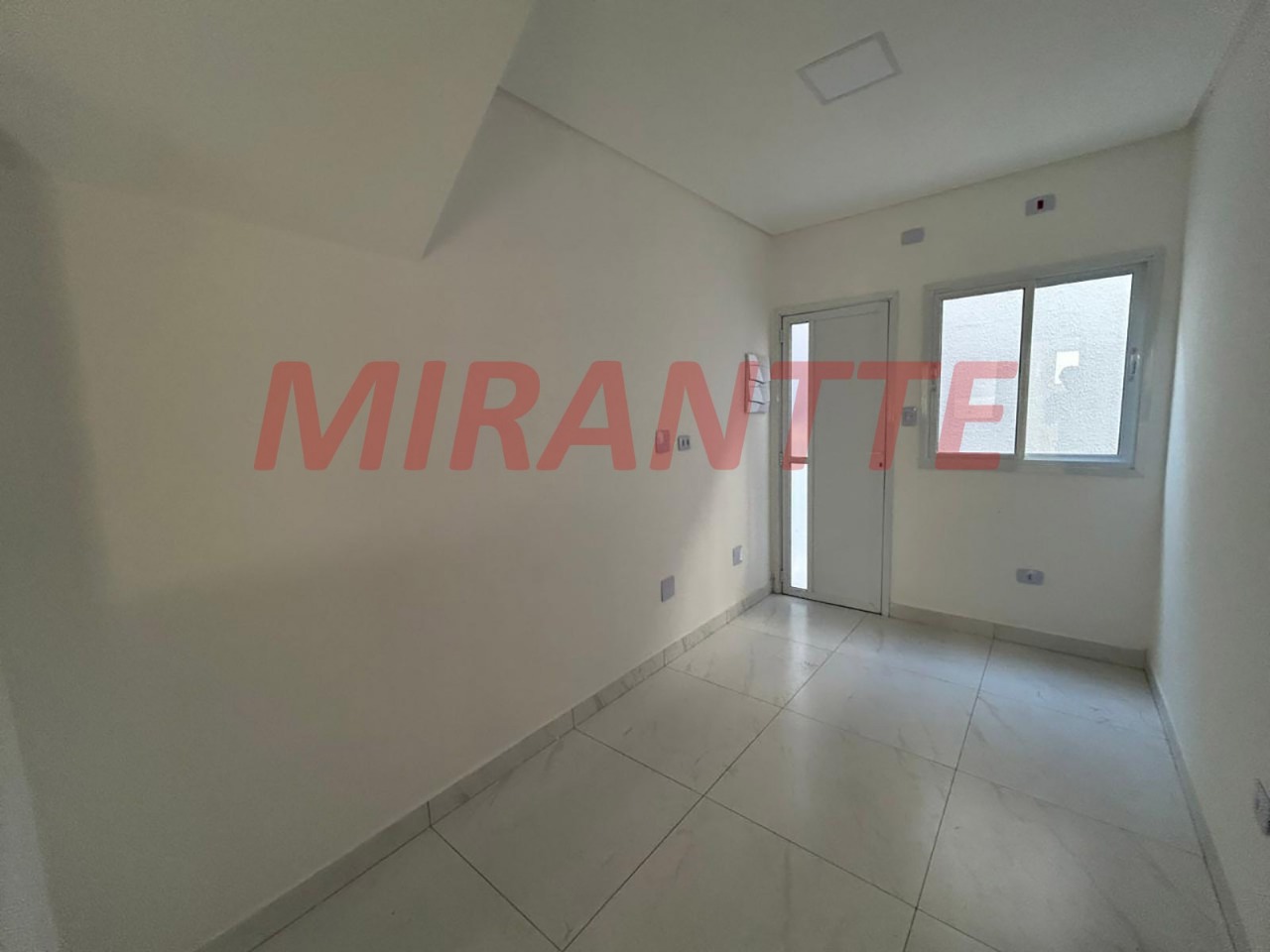 Cond. fechado de 51m² com 2 quartos em Tupiry