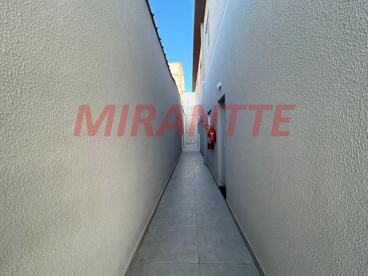 Cond. fechado de 51m² com 2 quartos em Tupiry