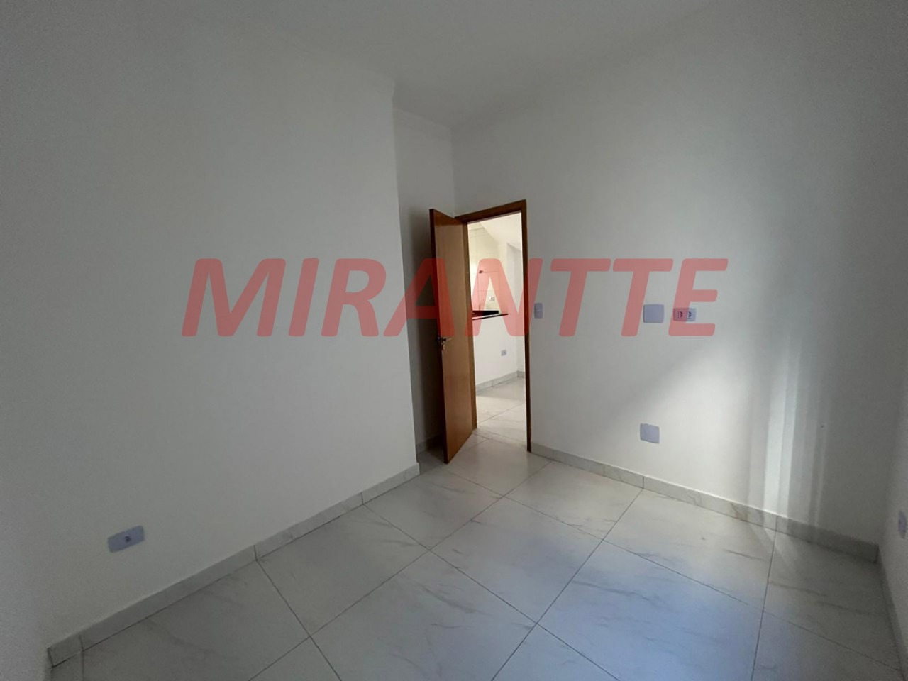 Cond. fechado de 51m² com 2 quartos em Tupiry