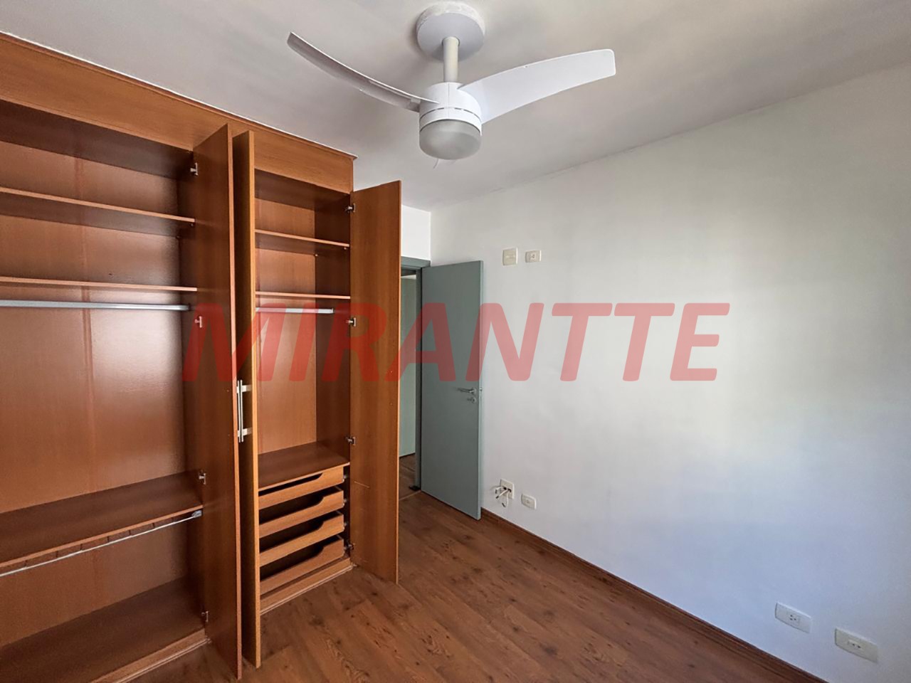 Cond. fechado de 145m² com 3 quartos em Mandaqui