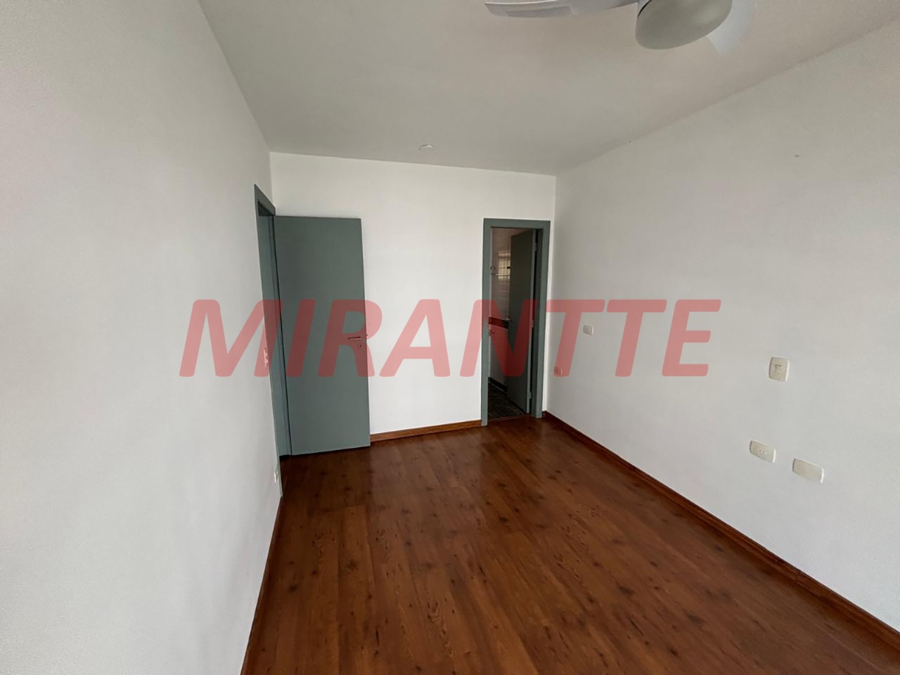 Cond. fechado de 145m² com 3 quartos em Mandaqui