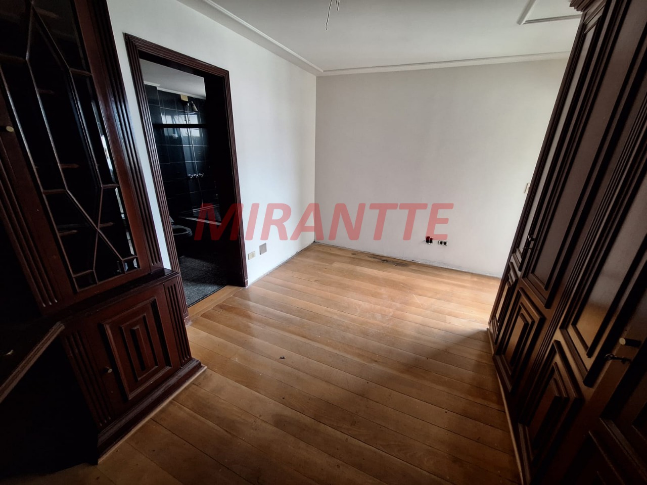 Apartamento de 220m² com 3 quartos em Santana