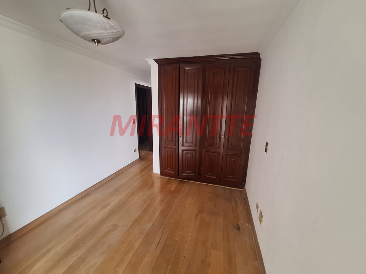 Apartamento de 220m² com 3 quartos em Santana