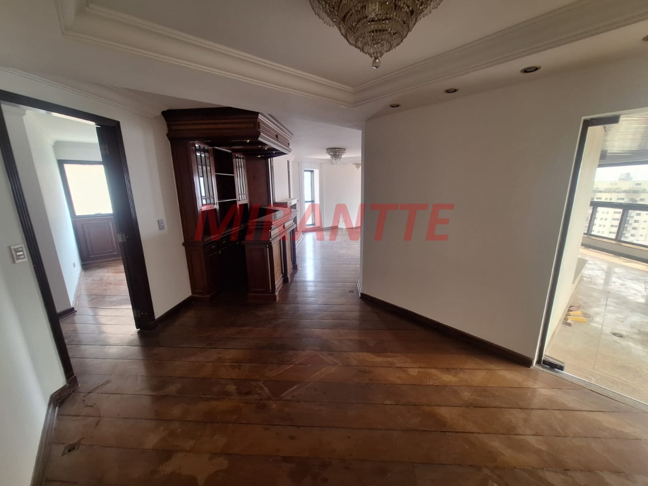 Apartamento de 220m² com 3 quartos em Santana