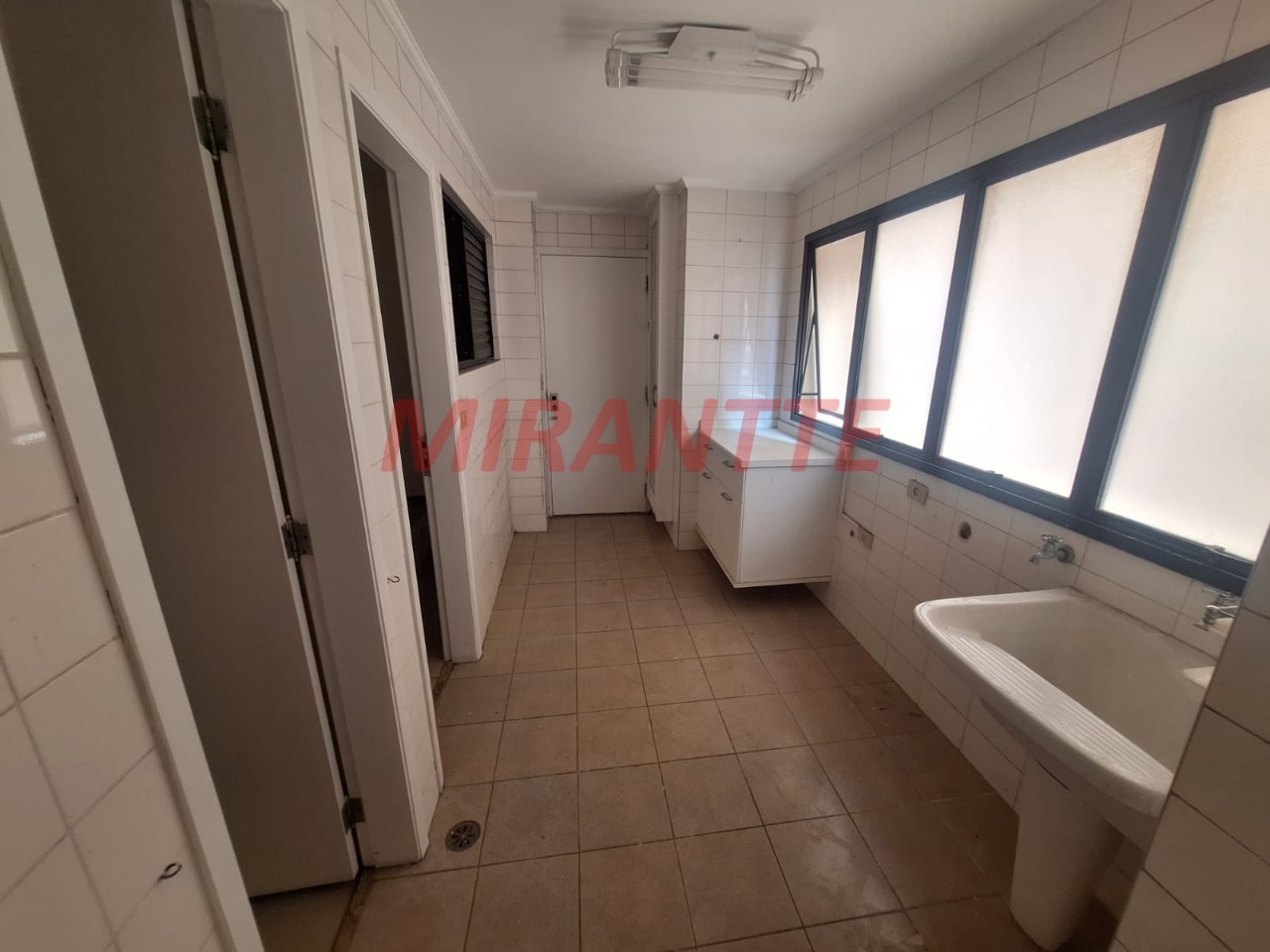 Apartamento de 220m² com 3 quartos em Santana