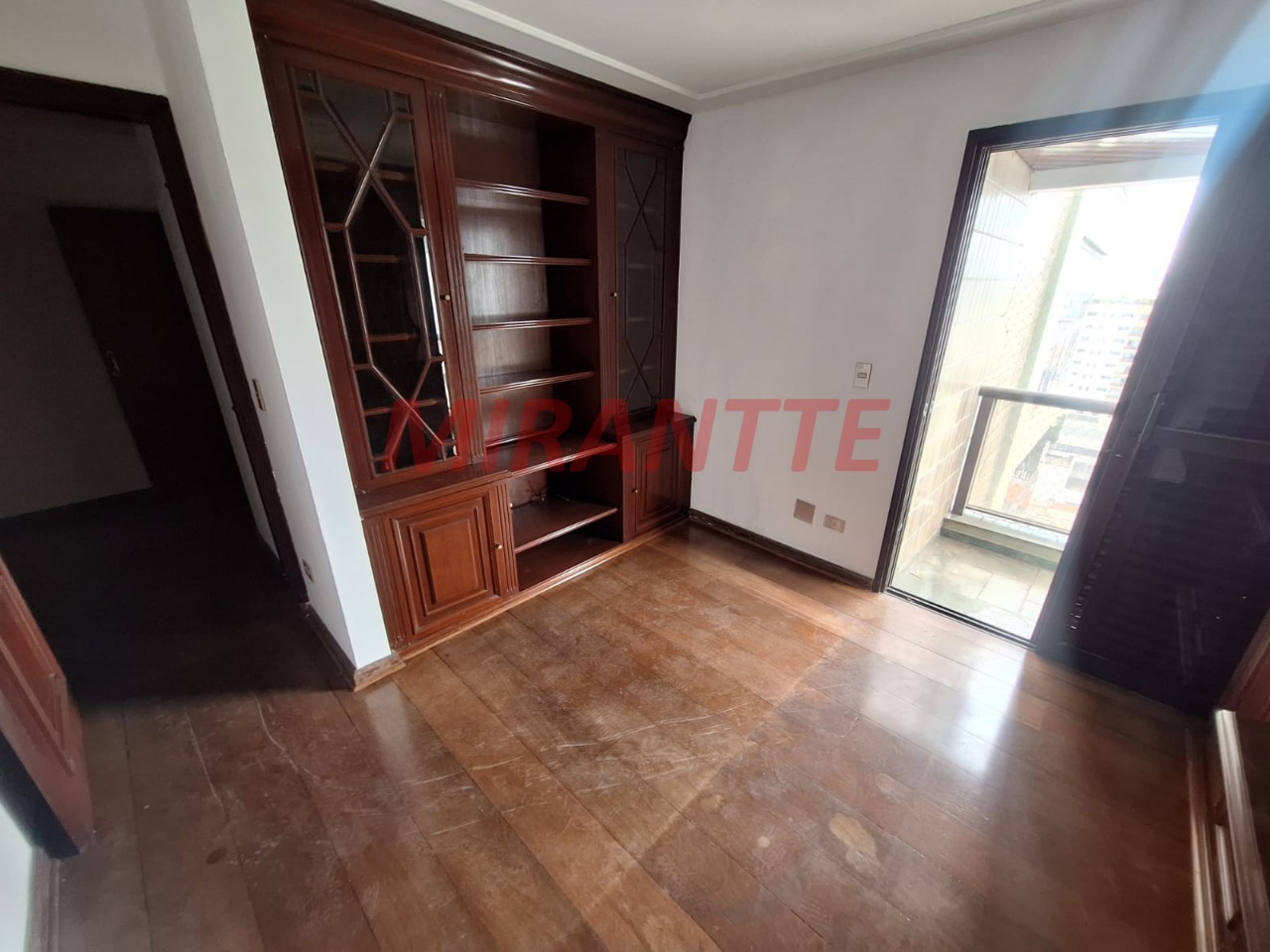 Apartamento de 220m² com 3 quartos em Santana