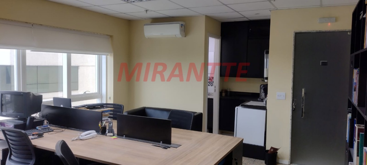 Comercial de 47m² em Santana