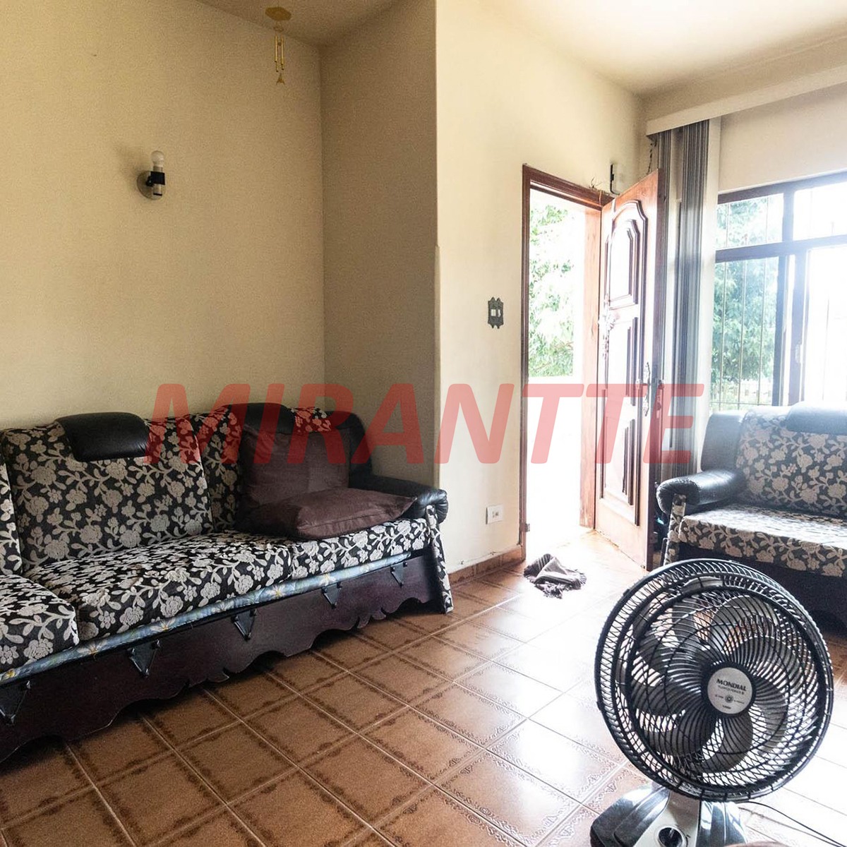 Sobrado de 110m² com 3 quartos em Chora Menino